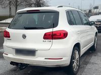 Gebraucht VW Tiguan 200 PS (147 kW) 2012 Weiß SUV