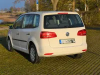 Gebraucht VW Touran Comfortline 105 PS (77 kW) 2012 Weiß Van / Kleinbus