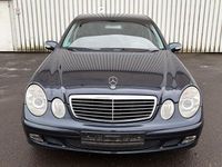 Gebraucht Mercedes E220 150 PS (110 kW) 2002 Schwarz Limousine