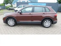 Gebraucht VW Tiguan Trendline 150 PS (110 kW) 2021 Gingerbrownmet (braun)braun SUV