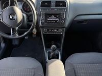 Gebraucht VW Polo 90 PS (66 kW) 2015 Schwarz Kleinwagen