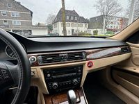 Gebraucht BMW 320 177 PS (130 kW) 2008 Limousine