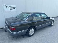 Second-hand Mercedes E250 113 CP (83 kW) 1995 Gri Berlinǎ