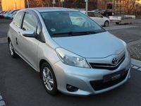 Gebraucht Toyota Yaris Cool 99 PS (72 kW) 2013 Silber Kleinwagen