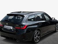 Gebraucht BMW 318 Performance 156 PS (114 kW) 2023 Saphirschwarz metallic Kombi