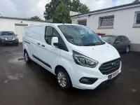 Gebraucht Ford 300 Trend 170 PS (125 kW) 2018 Weiß Van / Kleinbus