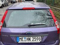 Gebraucht Ford Fiesta Style 60 PS (44 kW) 2007 Violet Kleinwagen