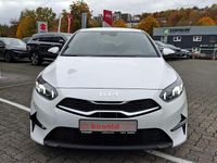 Neu Kia Ceed Platinum 140 PS (102 kW) 2025 Weiß Kleinwagen
