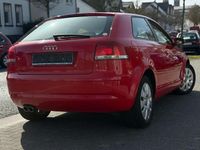 Gebraucht Audi A3 Attraction 150 PS (110 kW) 2006 Brillantrot Kleinwagen