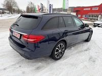 Second-hand Mercedes C180 156 CP (114 kW) 2016 Albastru Berlinǎ