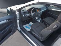 Gebraucht Opel Astra Cabriolet Edition 140 PS (102 kW) 2010 Silber Cabrio