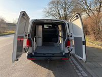 Gebraucht VW Transporter 110 PS (80 kW) 2020 Grau Van