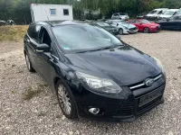 Gebraucht Ford Focus Trend 116 PS (85 kW) 2013 Schwarz Kombi