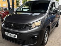 Gebraucht Peugeot Partner 131 PS (96 kW) 2020 Grau Van / Kleinbus