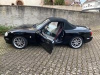 Second-hand Mazda MX5 110 CP (80 kW) 2004 Negru Cabrio