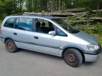Gebraucht Opel Zafira 125 PS (91 kW) 2000 Silber Van / Kleinbus