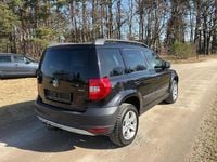 Gebraucht Skoda Yeti Ambition 105 PS (77 kW) 2010 Schwarz SUV