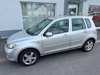 Gebraucht Mazda 2 Active 80 PS (58 kW) 2005 Silber Kleinwagen