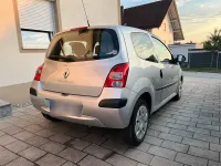Gebraucht Renault Twingo 75 PS (55 kW) 2007 Silber Kleinwagen