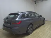 Gebraucht BMW 330e M Sport 252 PS (185 kW) 2021 Grau Kombi