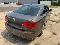 Gebraucht VW Jetta 122 PS (89 kW) 2013 Braun Limousine