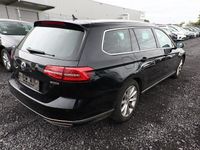 Gebraucht VW Passat Alltrack Highline 239 PS (175 kW) 2019 Deep black perleffekt Kombi