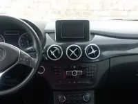 Gebraucht Mercedes B180 116 PS (85 kW) 2012 Grau Kleinwagen