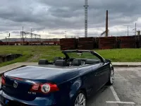 Gebraucht VW Eos 140 PS (102 kW) 2010 Blau Cabrio