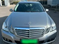 Gebraucht Mercedes E200 185 PS (136 kW) 2009 Silber Limousine