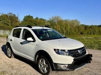 Używany Dacia Sandero Prestige 90 KM (66 kW) 2014 Biały Hatchback