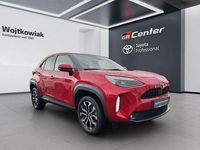 Gebraucht Toyota Yaris Hybrid Connect Style 116 PS (85 kW) 2023 Karminarot metallic SUV