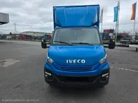 Gebraucht Iveco Daily 156 PS (114 kW) 2018 Blau Kombi