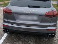 Gebraucht Porsche Cayenne S E-Hybrid 416 PS (305 kW) 2015 Grau SUV