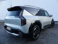 Neu Kia EV9 GT 373 kW (508 PS) 2026 Silber SUV