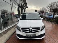Gebraucht Mercedes V220 163 PS (119 kW) 2022 Weiß Van / Kleinbus
