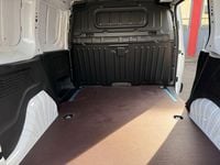 Neu Citroën Berlingo 102 PS (75 kW) 2025 Eisweiß Van / Kleinbus