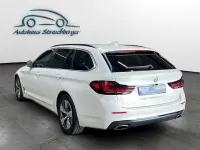 Gebraucht BMW 520 Sport Line 190 PS (139 kW) 2023 Weiß Kombi