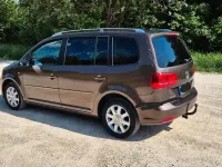 Gebraucht VW Touran Match 140 PS (102 kW) 2012 Braun Van / Kleinbus