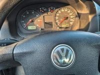 Usado VW Golf 75 HP (55 kW) 2003 Cinzento Coupé