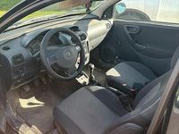 Second-hand Opel Corsa 70 CP (51 kW) 2006 Hatchback