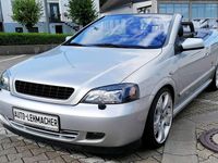 Gebraucht Opel Astra 147 PS (108 kW) 2002 Starsilber m2 Cabrio