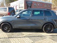 Gebraucht VW Touareg Terrain Tech 245 PS (180 kW) 2012 Grau SUV