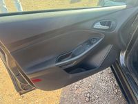 Gebraucht Ford Focus Business Edition 101 PS (74 kW) 2017 Schwarz Kombi