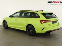 Neu Skoda Octavia RS 265 PS (194 kW) 2026 Mamba grün Kombi
