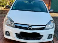 Używany Opel Astra OPC 116 KM (85 kW) 2010 Biały Coupe