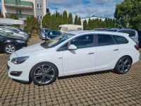 Gebraucht Opel Astra Sport 179 PS (131 kW) 2012 Weiß Kombi