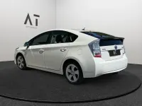 Gebraucht Toyota Prius Executive 99 PS (72 kW) 2010 Weiß Kleinwagen