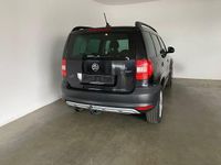 Gebraucht Skoda Yeti Ambition 105 PS (77 kW) 2013 Schwarzmagic perleffekt (metallic) SUV