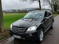 Gebraucht Mercedes ML320 224 PS (164 kW) 2007 Schwarz SUV
