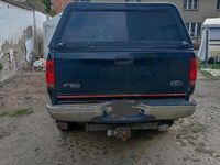 Second-hand Ford V8 320 CP (235 kW) 2004 Negru SUV